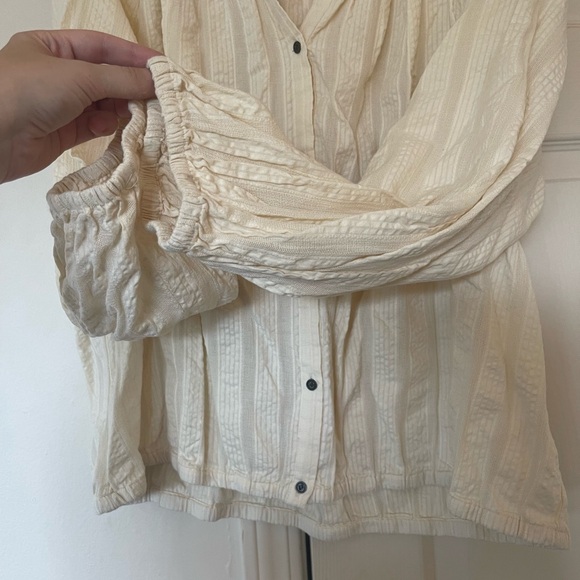 A.n.a long sleeve button blouse - Picture 4 of 6